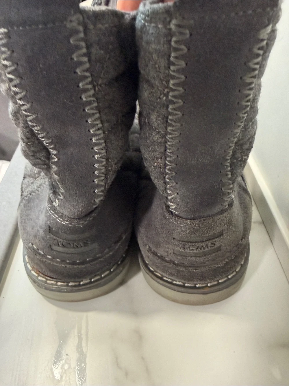 TOMS Searcher Boots in a quilted 
